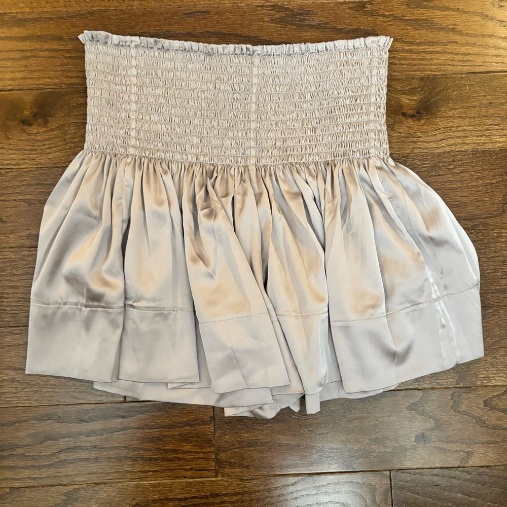 Natural Life mini skort Size: XS/S champagne color